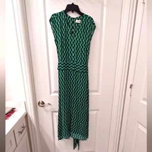 Cefinn v neck,  sleevless printed dress